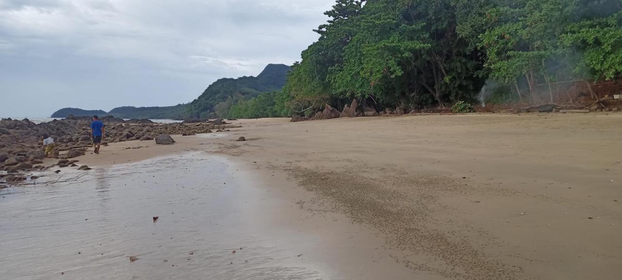 Kohjum Seafront Resort 코 줌 외부 사진