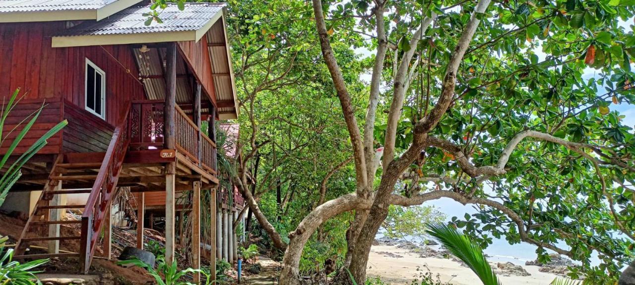 Kohjum Seafront Resort 코 줌 외부 사진